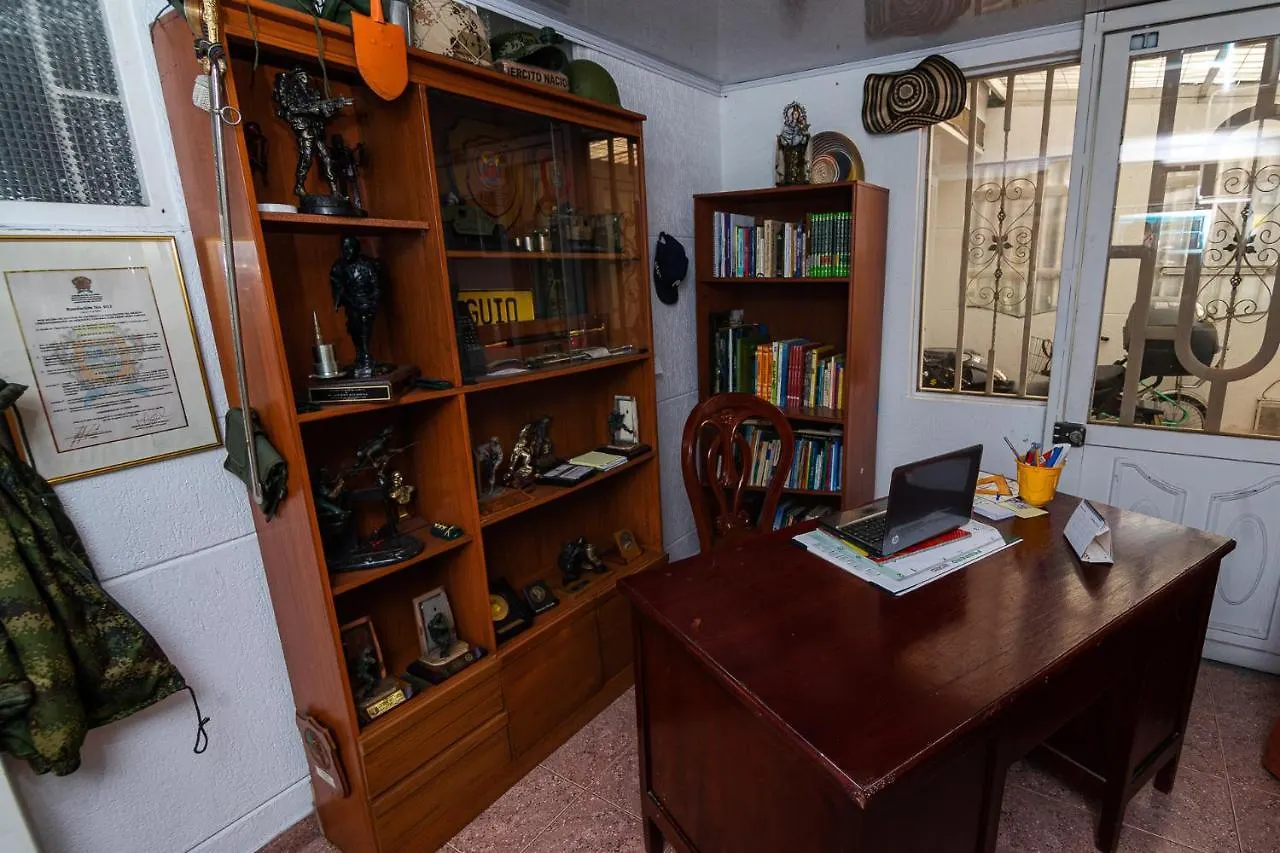 Hostal El Coronel Bogotá 0*,  Colombia