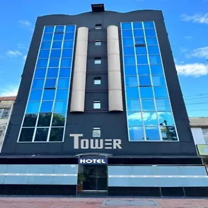  Hotel Tower - Embajada Americana