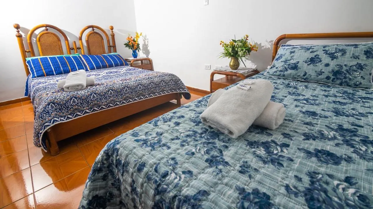 ゲストハウス ホテル Vivienda Turistica 